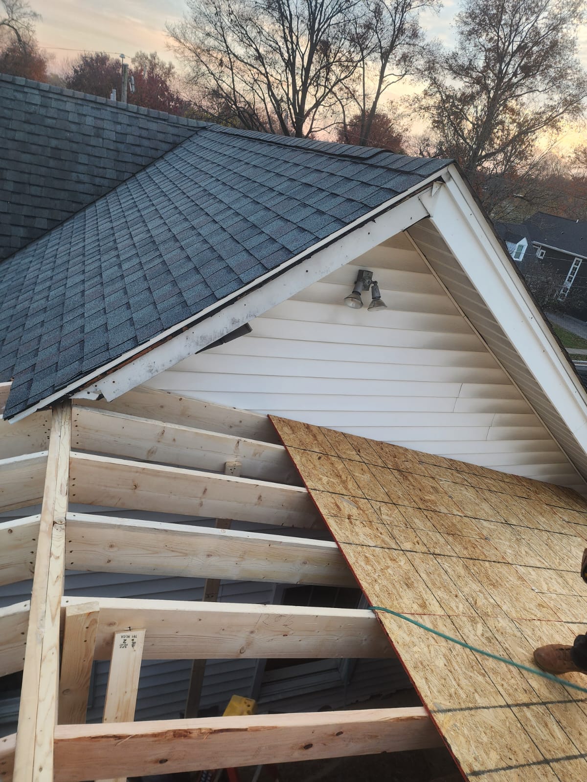 Escobar Carpentry Inc Image